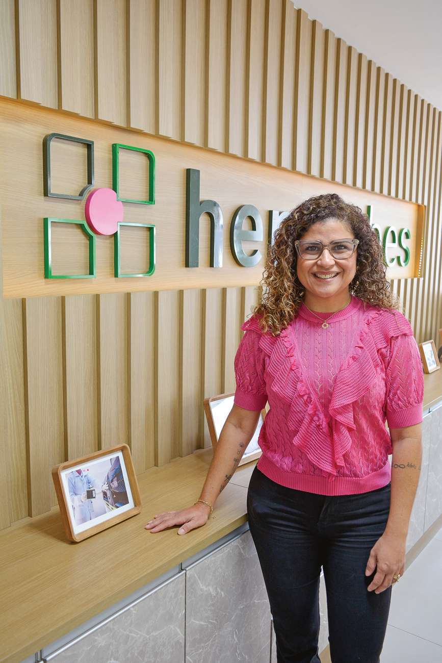 Ulli Alonso, diretora administrativa do Laboratório Hemolabes, fez toda a reforma da recepção e das salas de coleta com a Italínea