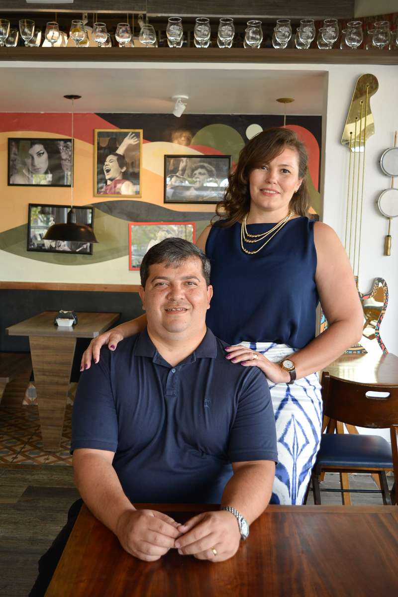 Cristhovão Neves e Danielle Jordão estão na direção