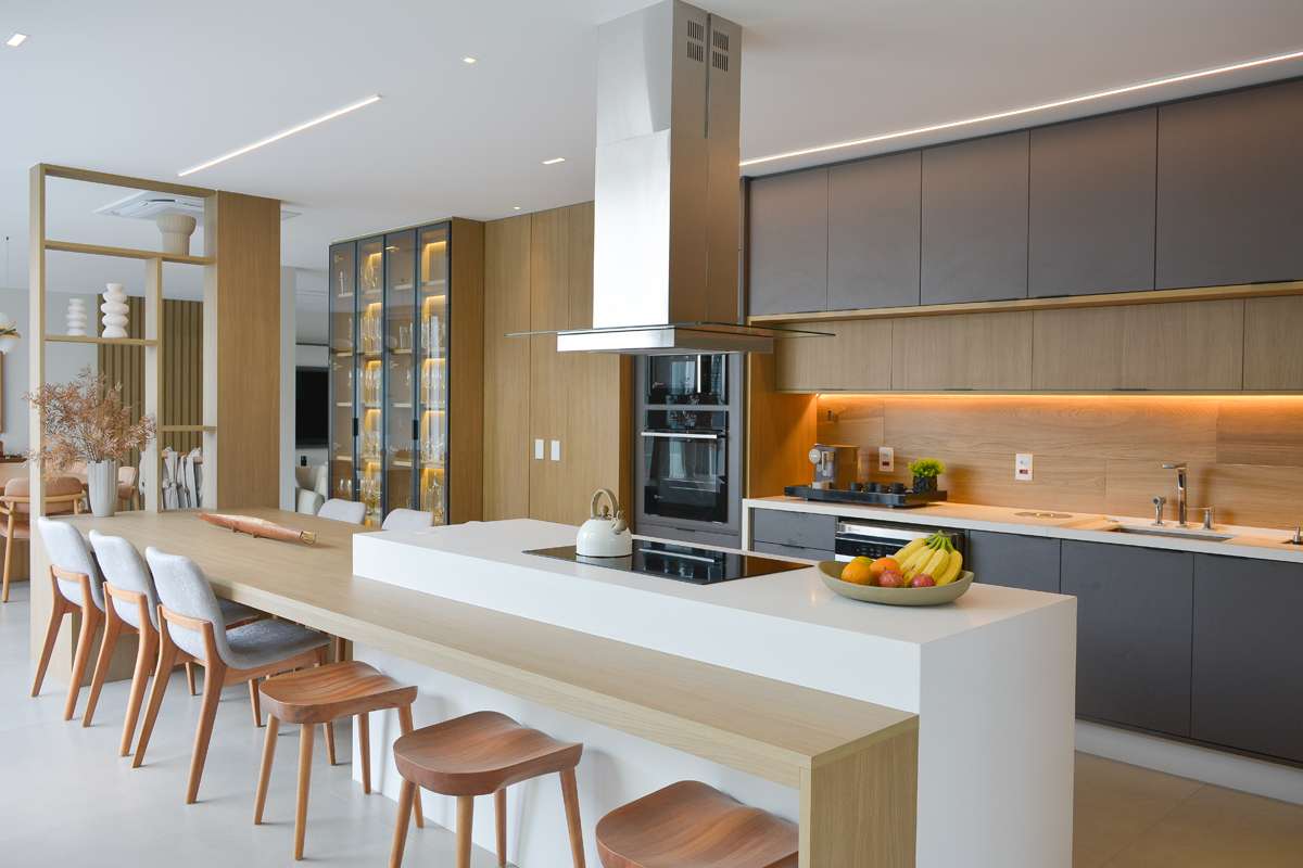 cozinha com ilha, planejada com os moveis Criare