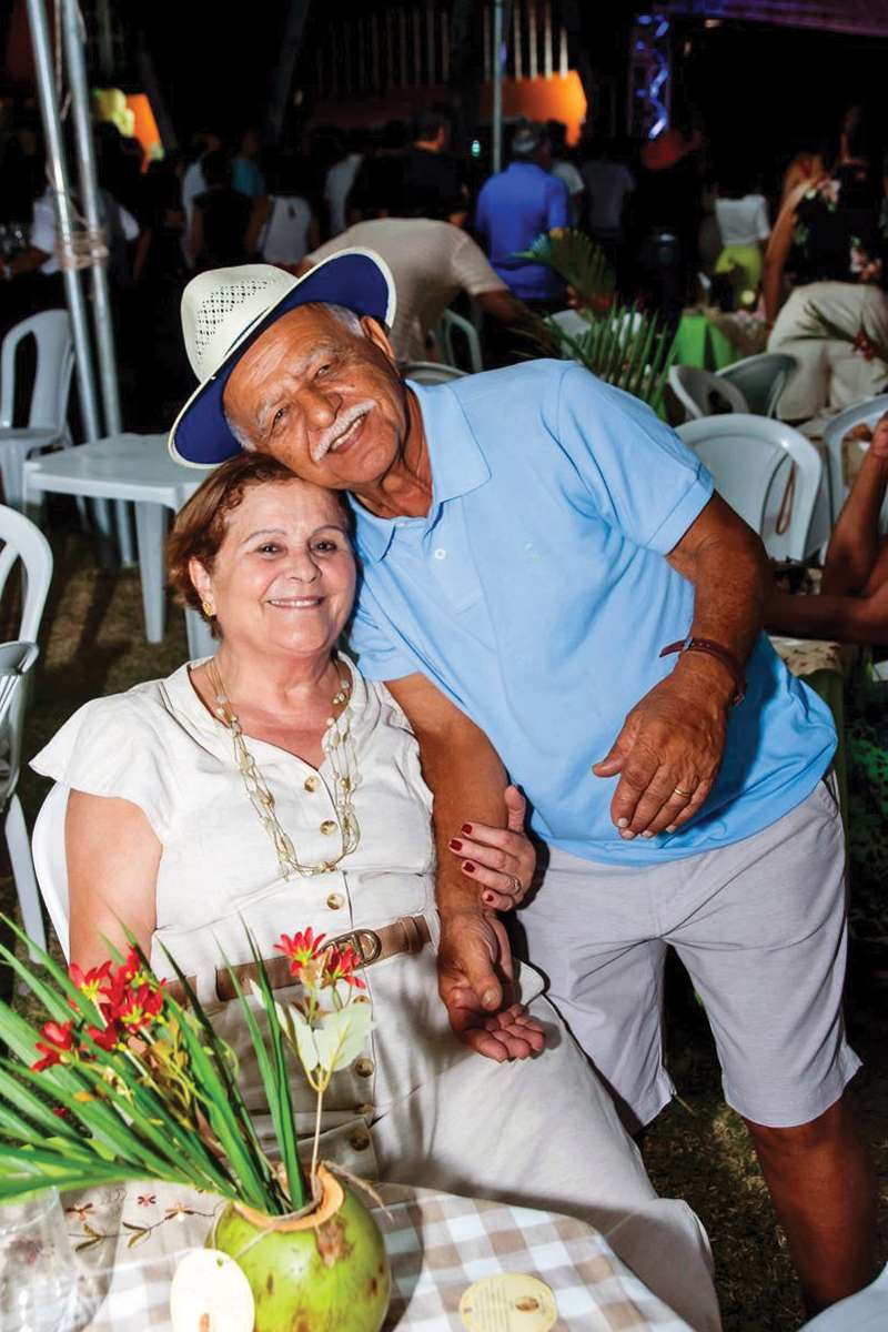 Luizenito Pessanha com a esposa e parceira de vida Izabel Maria. Um casamento de 48 anos.