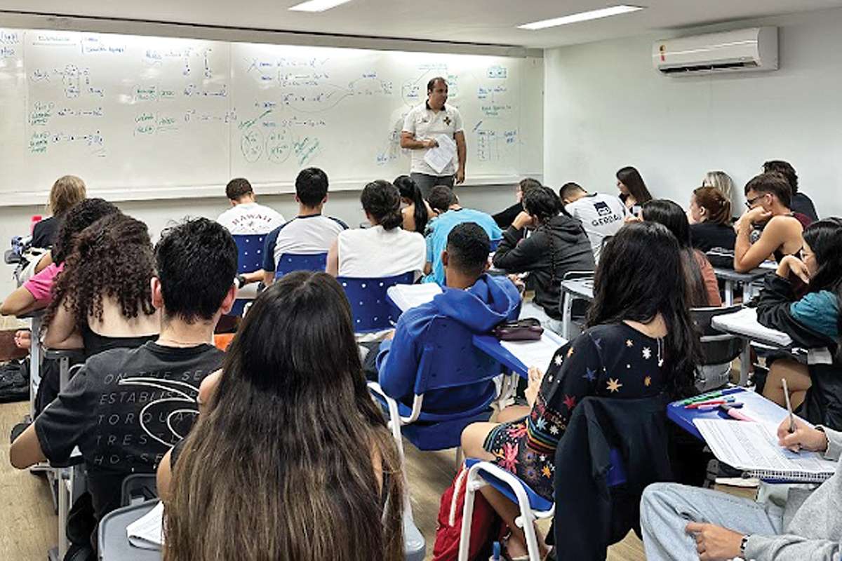 O Pré-Vestibular do Aprovado existe há 16 anos e traz a proposta do sistema de ensino Poliedro. (Foto arquivo)