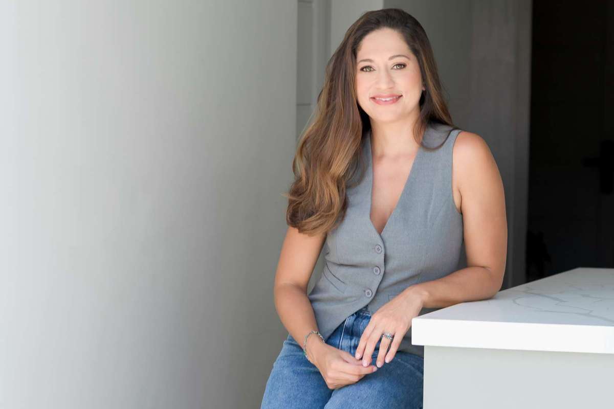 Veridiana Sass Nutricionista, pós-graduada em Gastroenterologia, Nutrição Funcional, Fitoterapia e Medicina Ayurveda. CRN: 22102051.