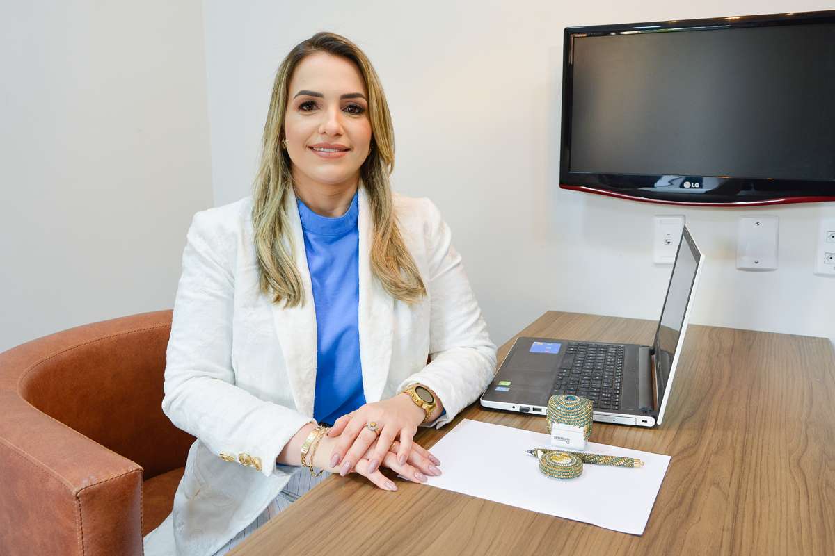 Dra. Giani Rambaldi é farmacêutica clínica especialista em emagrecimento e fitoterapia e tem ajudado muitas mulheres a perderem peso de forma saudável com o Mindset Fit. (Foto Alle Tavares)