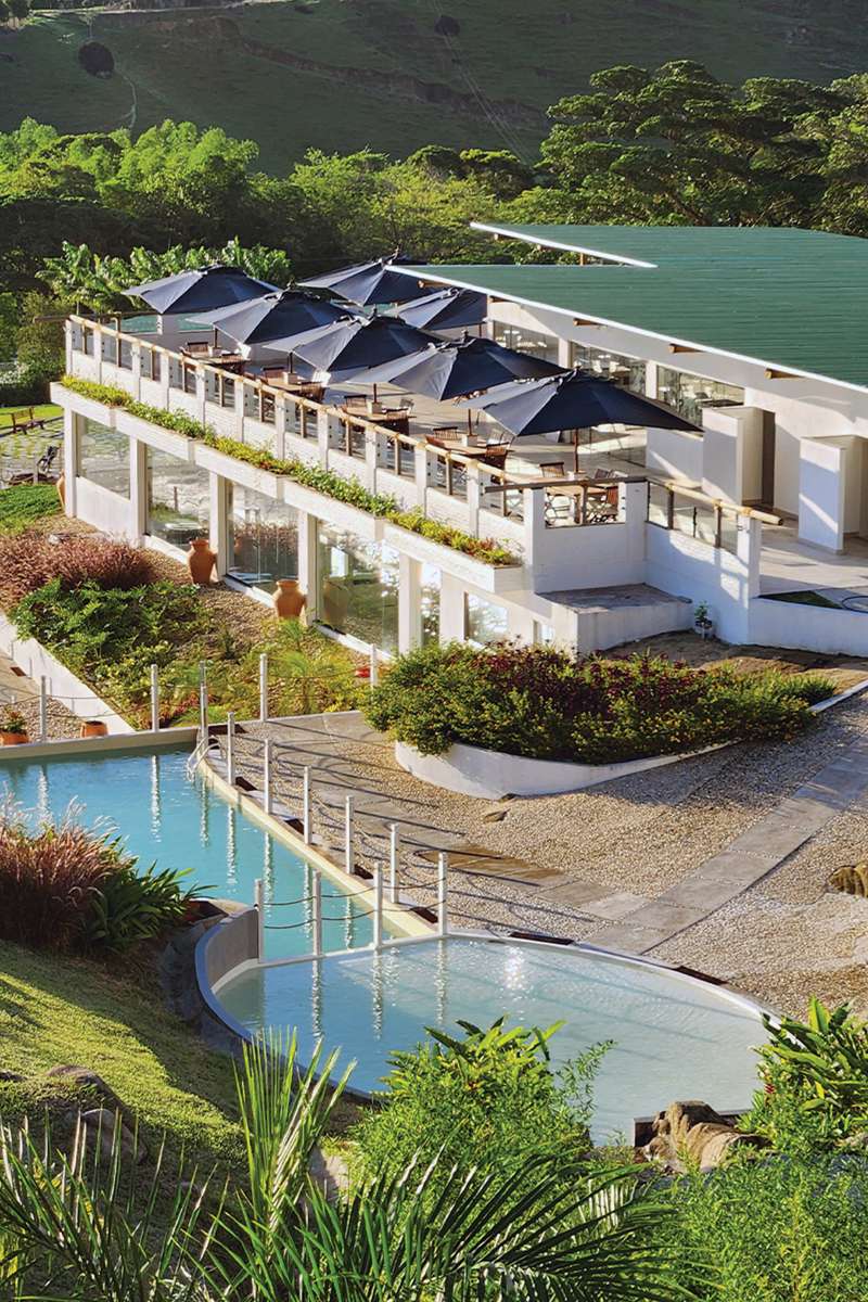 O Village Sana Apart Hotel Serrano foi inaugurado no início deste ano na Cabeceira do Sana. Idealizado por Marcelo Falles junto com as filhas Juliana e Marcela Borges, o empreendimento é prova que o local está atraindo investimentos no setor para atender o crescimento do turismo. (Arquivo)