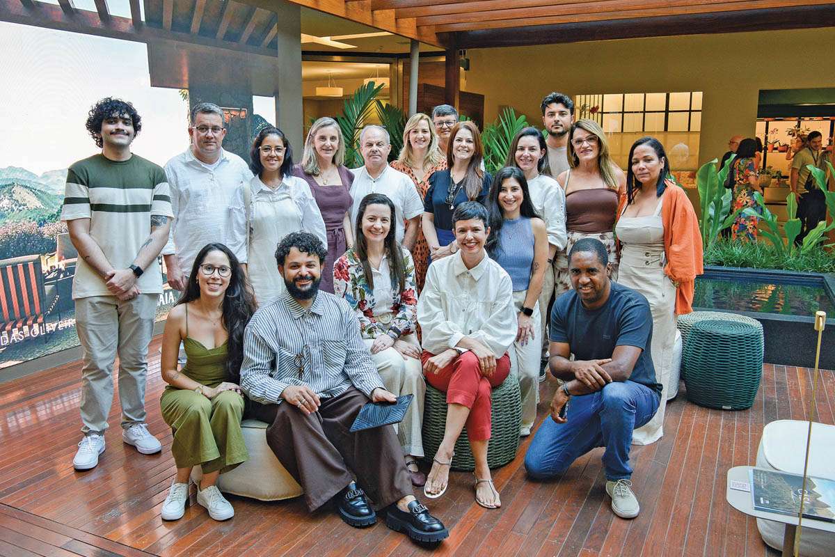 A arquiteta Lívia Melo levou clientes e parceiros para a 3ª Experiência LM Studio à CasaCor Rio, no mês de novembro, em uma visita guiada enriquecedora. (Foto Alle Tavares)