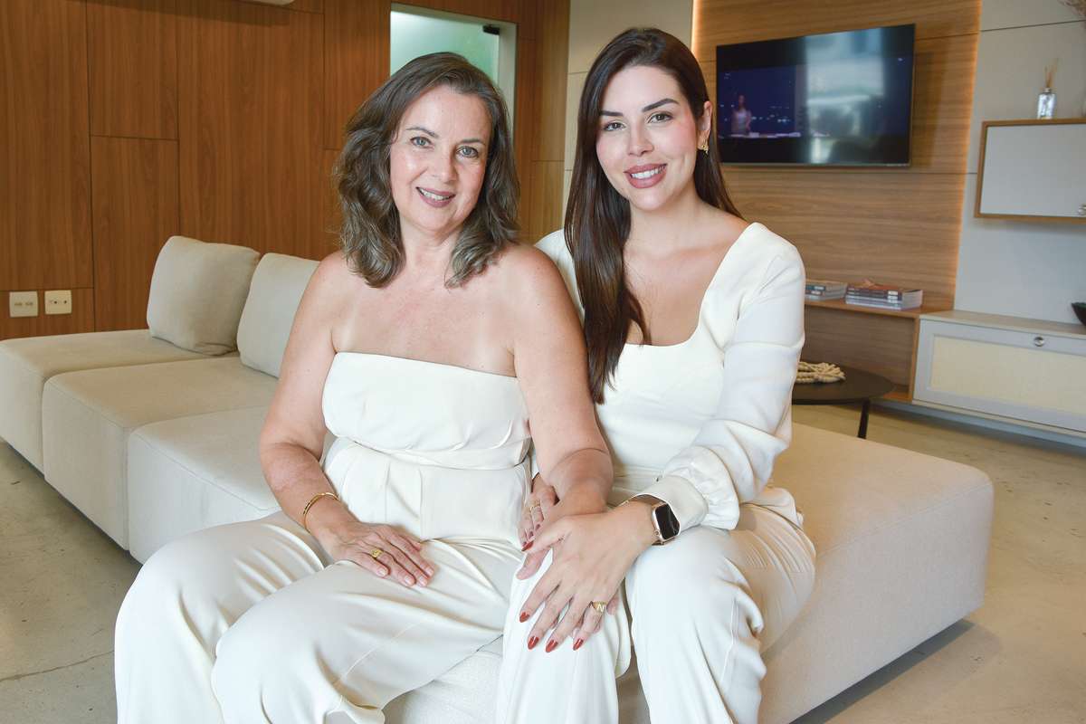 Nathalia Nunes Borges com a mãe Kátia Lopes Nunes. Duas gerações com o mesmo objetivo, envelhecer bem. (Foto Alle Tavares)