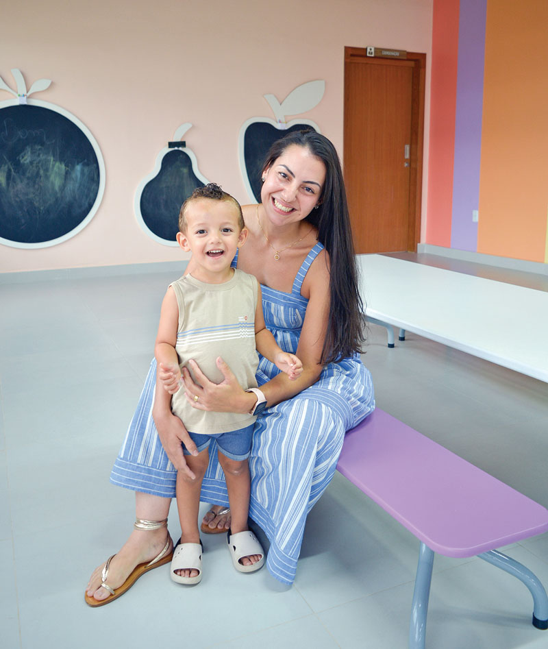 Pedro, filho de Pâmella Fragoso e Diego Rodrigues, começou na creche na unidade da Riviera Fluminense aos 7 meses, e Pamella conta que sua adaptação ao novo espaço foi muito fácil. (Foto Alle Tavares)