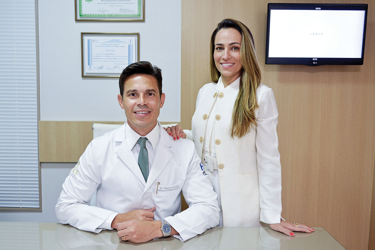 O casal de oftalmologistas Dr. Glauco Gomes e Dra. Liz Monteiro Pimentel. A proposta deles na clínica OFT é cuidar da saúde dos olhos com precisão, tecnologia e acompanhamento próximo. (Foto Alle Tavares)