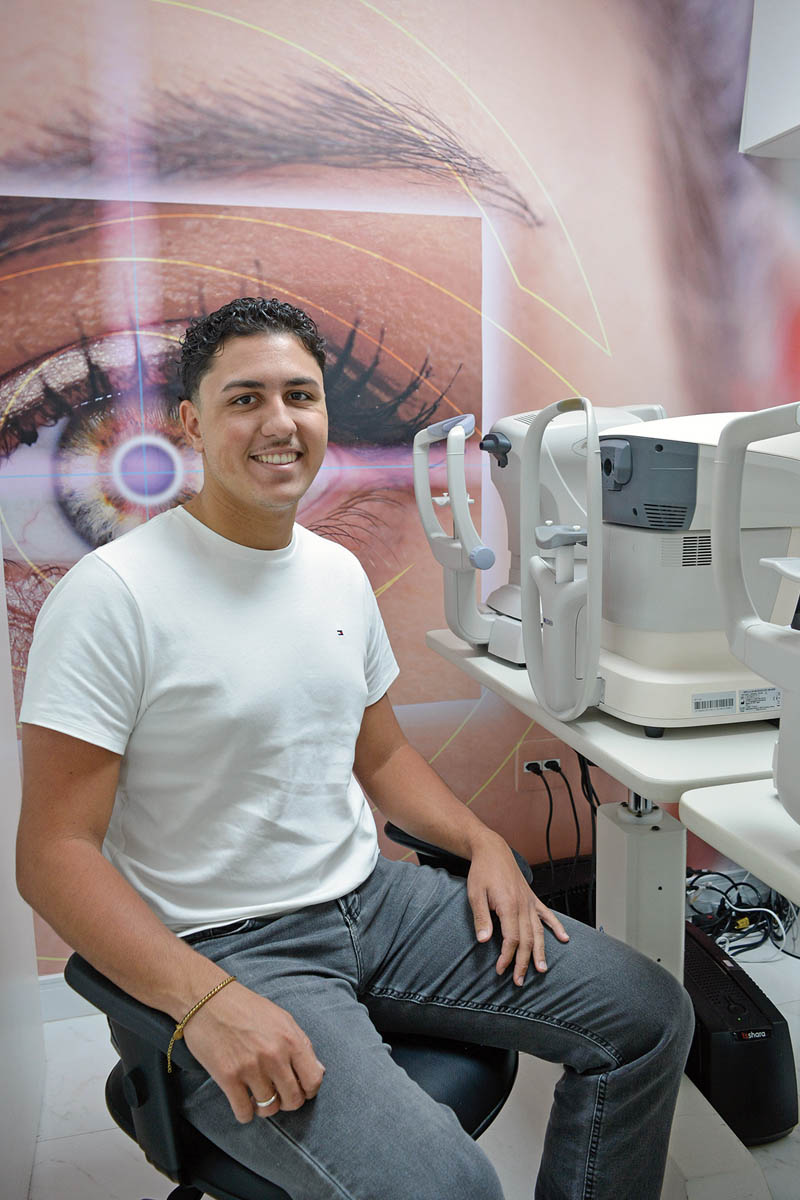 Vitor Afonso Batista é paciente do Dr. Glauco e fez a cirurgia refrativa. Ele diz que a melhora foi muito grande. (Foto Alle Tavares)