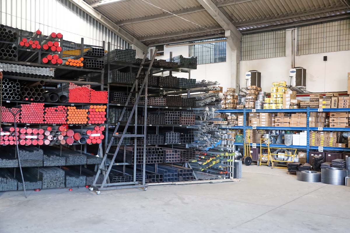 A Central de Aços está sempre atenta às demandas dos setores de óleo e gás e construção civil, buscando se preparar para se manter ativa no mercado, com uma comunicação direta com a cidade. (Foto Alle Tavares)