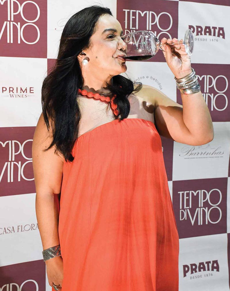 A ideia do festival surgiu a partir da experiência do casal de empresários Poliana Neves e Felipe Naves em grandes eventos de vinho. Uma noite para viajar nos sabores, nas mesas de degustação, nas histórias do vinho. (Foto Alle Tavares)