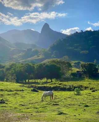 Instagram post from divercidadesmacae. This post is in position 1.