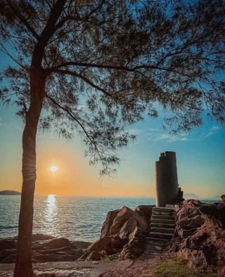 Instagram post from divercidadesmacae. This post is in position 3.